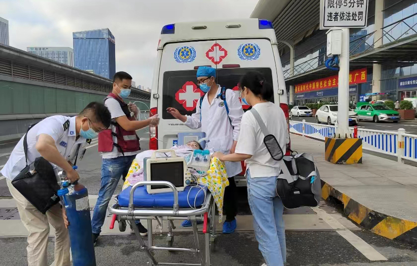 大姚县救护车出租公司